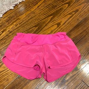 NWOT sonic pink lululemon speed up shorts size 4
